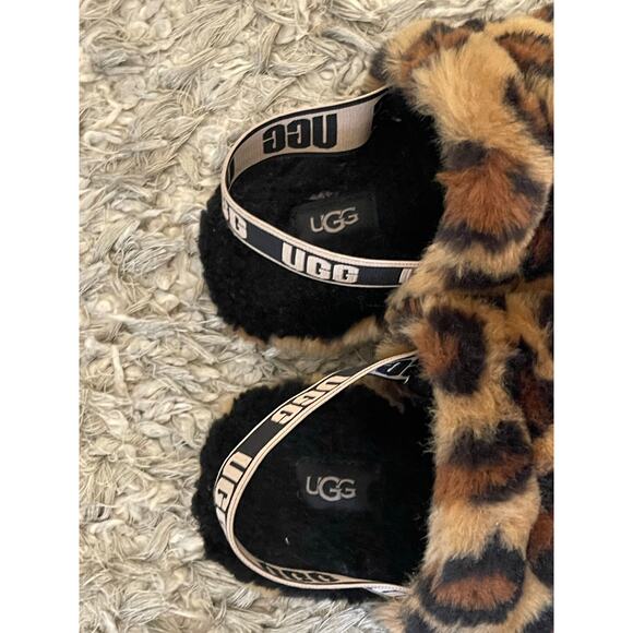 UGG Kids' Fluff Yeah Spotty Faux Shearling Genuine Sheepskin Sandal 4 - Picture 4 of 7